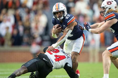 auburn football sex tape|Auburn students suspended after explicit tape of football star .